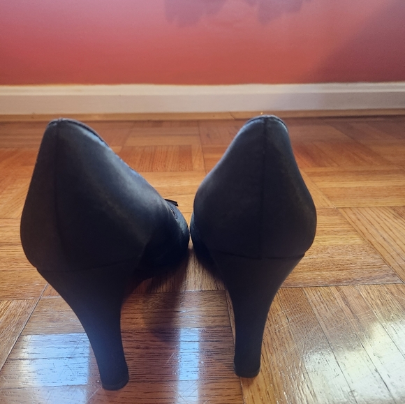 Size 11 satin black peep toe heels - Picture 4 of 8